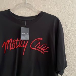 NWT Motley Crüe Crop Top